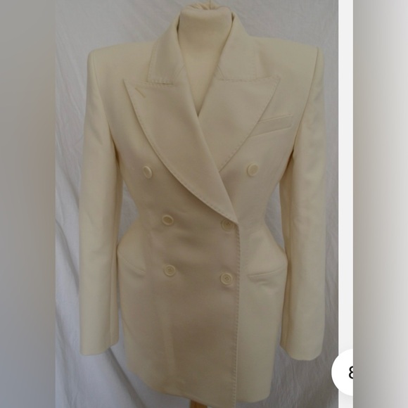 Elegant Cream Double-Breasted Women's Blazer - Zara - Picture 5 of 9